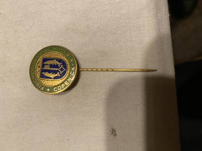 Anstecknadel der Fischer-Innung Cpenick Kietz